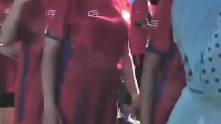لحظة تتويج شابات الدرادب بالقب