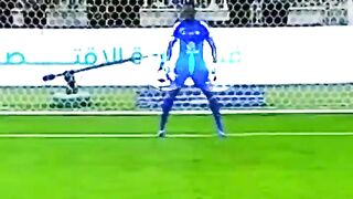Rare Penalty Moments : Football penalty sho0t out