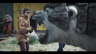 Man vs polar bear - His Dark Materials