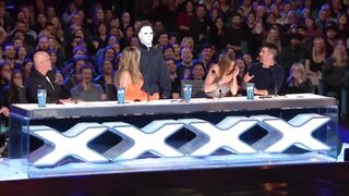 Michael Myers plays piano, stuns audience on America's Got Talent