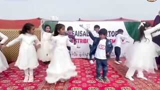 Lakdi ki kathi poem toble