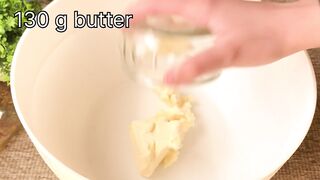 This cookies melt in your mouth! Incredibly delicious with few ingredients.