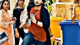 Dill cheez tujhe de di ???????? love mention
