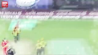 5 most biggest sixes of Sahid Afridi