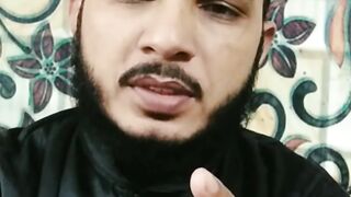 پیسہ انسان کو اوپرلیں کے جاتا