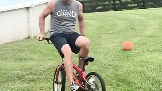 Showing off gone wrong ???????? #shorts #Bike #Fail