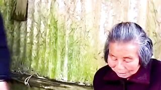 কাঠ দিয়ে সিজার তৈরি????????????????