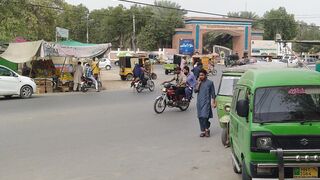 This video transport shows view of IUB University Check Roads Bahawalpur Pakistan