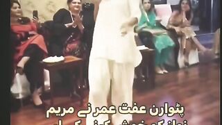 Patwaran Ifat broke the curls by dancing to please Maryam but still did not receive the award