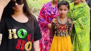 শহরের মেয়ে যখন গ্রামে যায়