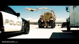 Transformers (7_10) Movie CLIP - Optimus Prime Battles Bonecrusher (2007) HD.