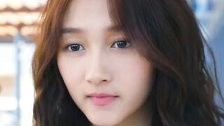 A BEAUTIFUL GIRL| SHORT EXPLAIN IN ENGLISH