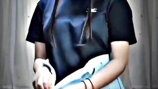 Japanese girl dance video