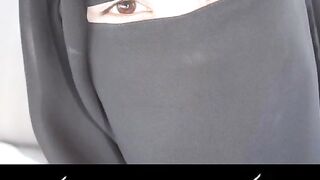 میں شامل ہو کر بھی خود کو ایک شخص