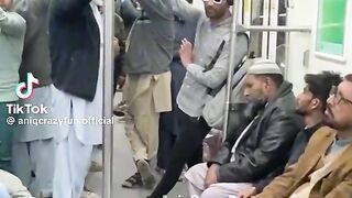 Funny syari funny videos in bus