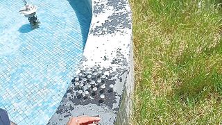 washing the fountain