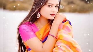 Cute girls pic in saree