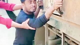How is that possible funny video ????????