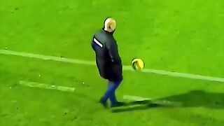 Clowning football coaches