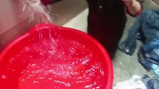 Danda thanda Pani ha or sard din