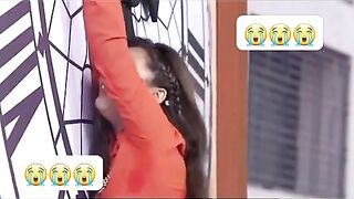 5248251042910649692_play.mp4_logo_GB.
