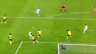 هدف ياسين بنزية نجم الجزائر أمام جنوب إفريقيا