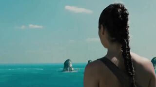 Wonder Woman - Diana Meets Steve - ClipZone- Heroes & Villains