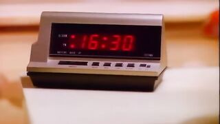 Genesis - Land Of Confusion (Официальное музыкальное видео)(480P).