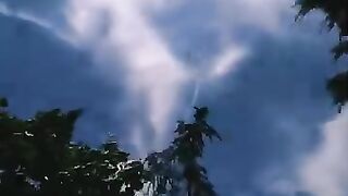 Oddity_in_the_sky(360p).