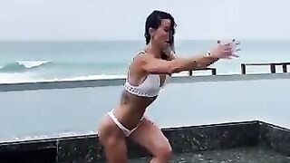 OUTDOOR WORKOUT
