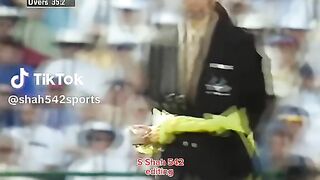 Speed king shoaib Akhtar Bowling