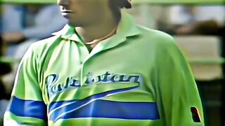 Imran khan king Imran khan bowling