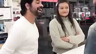 Aisi Shopping Ki Hai Kbhi