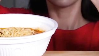 How I eat my food ????