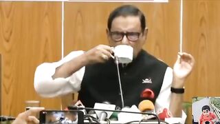 কাকু কাকু যখন কফি ভেবে চা খেয়ে ফেলে