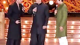 Mukesh_ambani_son_Wedding___Shah_Rukh,_Salman,_and_Aamir_Khan_s_Rocking_#ambani