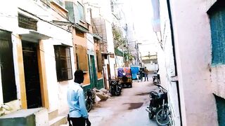 Gali ki cricket ????