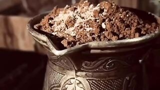 عشاق القهوة بعد الإفطار