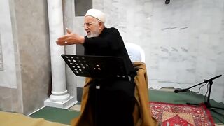 قصة بين احد الشيوخ مع تلاميذه.