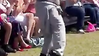 Cedric_The_Entertainer,_Entertaining_the_audience_#funny_#viral_#2024_#shorts_#entertainment(240p).