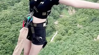 EK bar dekoh yaar Kiya jump Mari ha