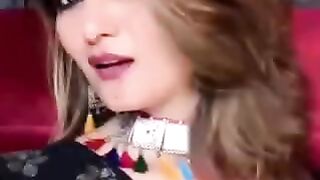Live tokshow sing items girls Indiana