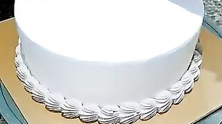 Makeup cake