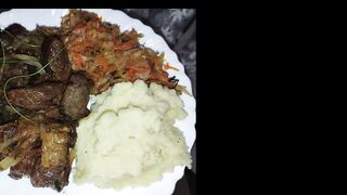 МЯСО ЖАРЕНОЕ С ЛУКОМ! ну очень вкусно