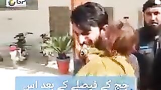 Bekasoor tha bechara