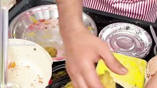 Mumbai Famous vada Pav in Just 30--???? #foodies #shortsfeed #streetfoodindia #foodvlog #foodshorts