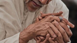 الثقة بالله نعمة تغمر القلوب .ابونا داود لمعي
