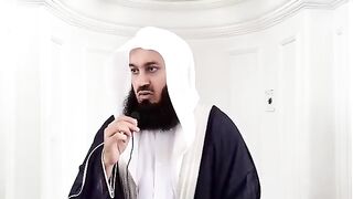 Keep Moving. Don't Look Back! - Mufti Menk
