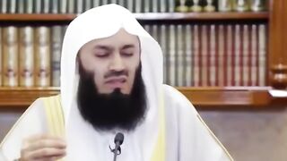 Why Is My Life Extremely Difficult? Mufti Ismail Menk || English Bayan || Safa Marva