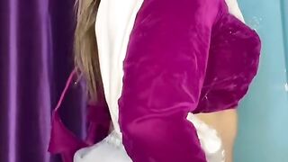 The world is my stage.